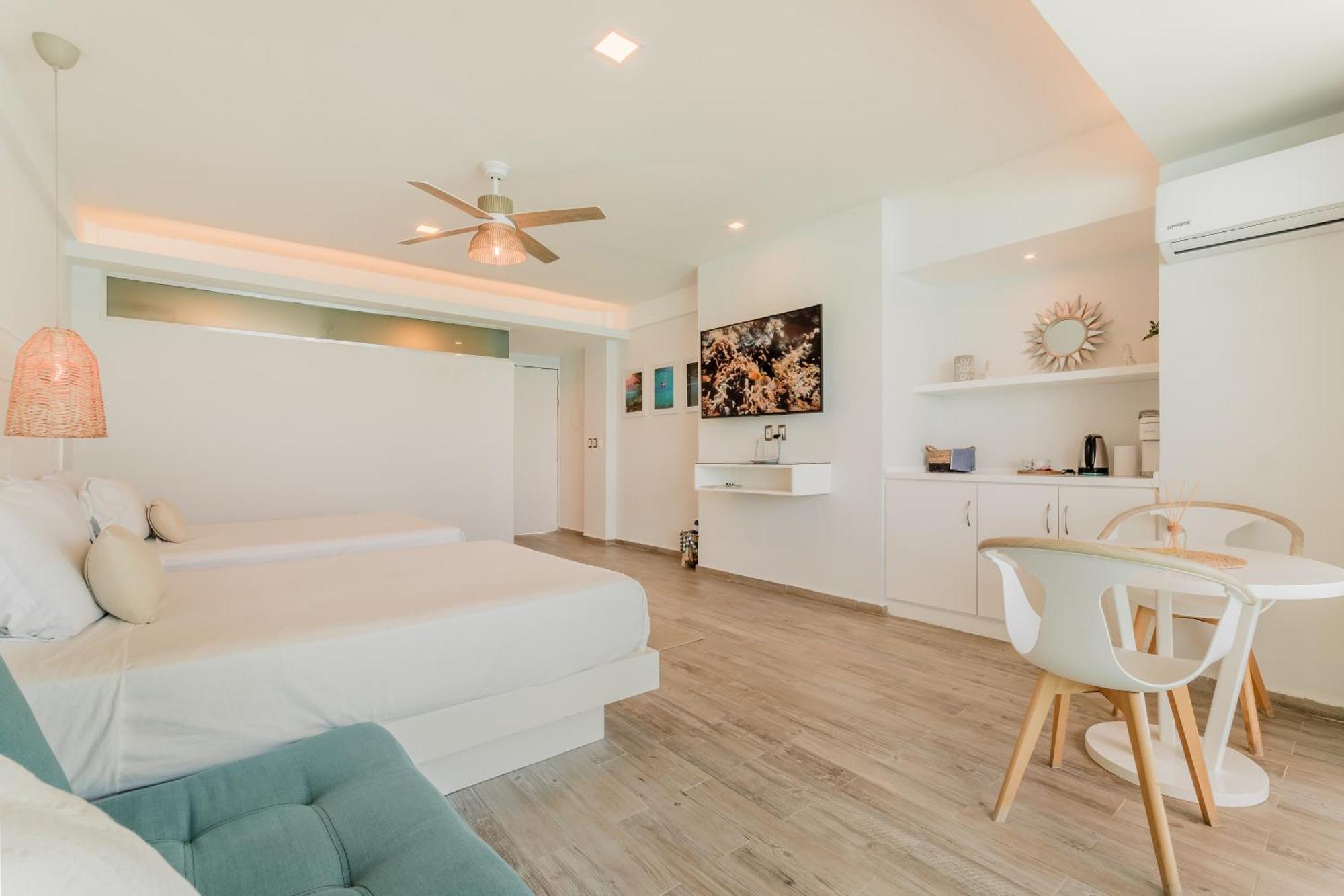The Ocean Vibes Suites By Casa Paraiso カンクン エクステリア 写真
