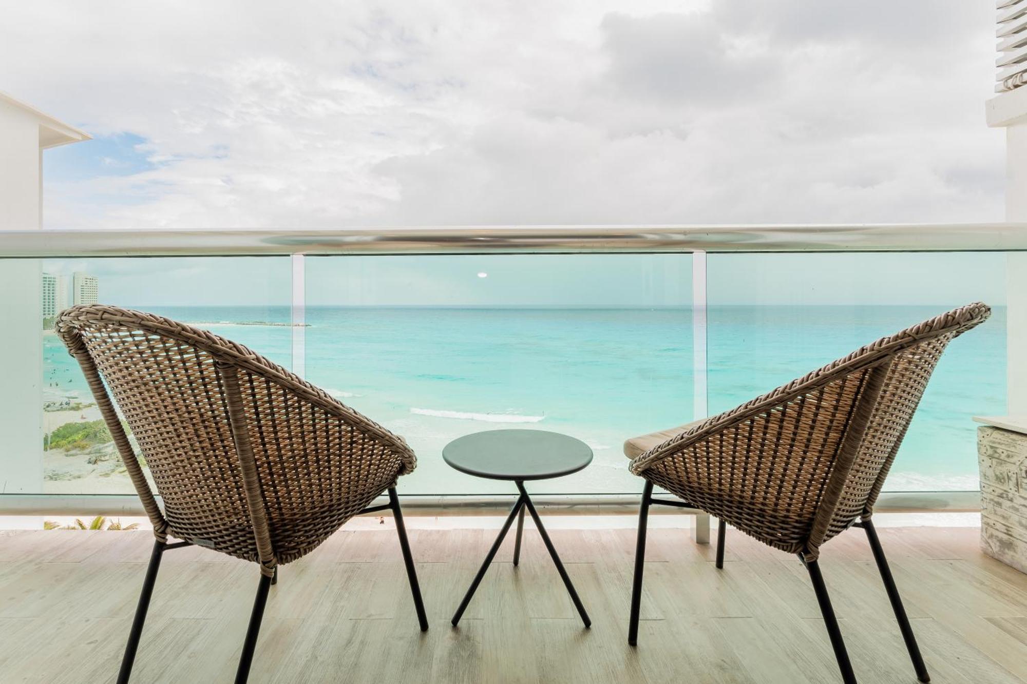The Ocean Vibes Suites By Casa Paraiso カンクン エクステリア 写真